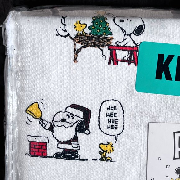 PEANUTS SNOOPY Christmas Choir Santa Carollers KING Sheet Set - King Size - Picture 2 of 3